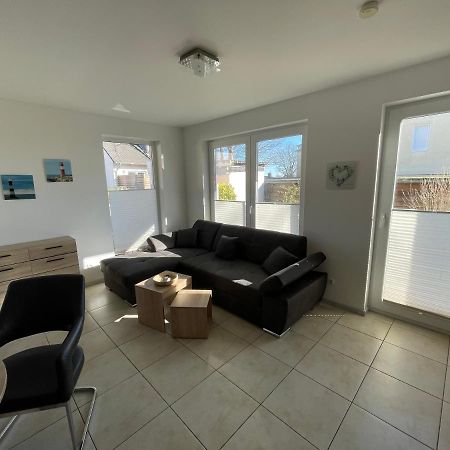 Villa Sara Wohnung Buskam Mit Terrasse Gohren Bagian luar foto