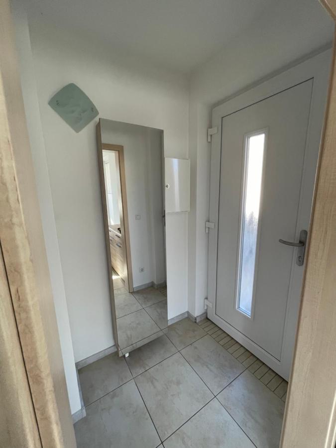 Villa Sara Wohnung Buskam Mit Terrasse Gohren Bagian luar foto