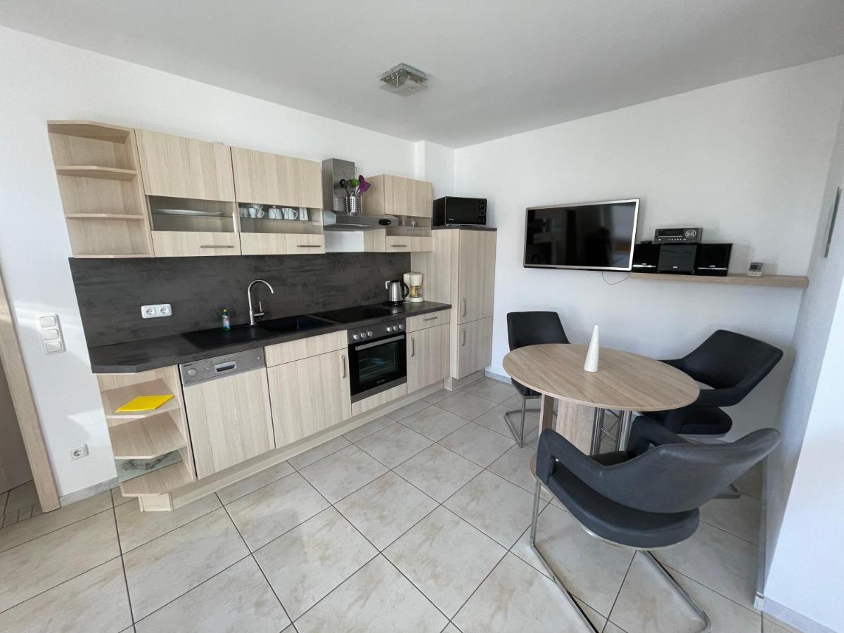 Villa Sara Wohnung Buskam Mit Terrasse Gohren Bagian luar foto